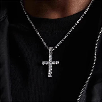 Colar Croix Valore